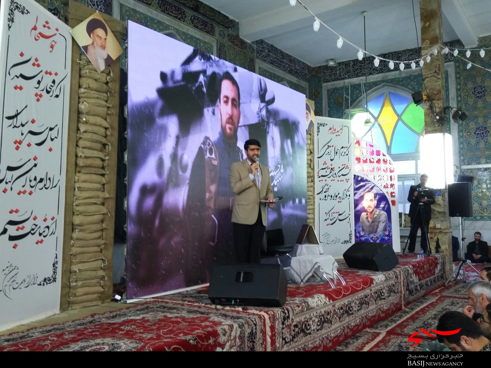 گزارش تصویری/ مراسم هفتمین روز شهادت شهید حسین جوینده گزارش تصویری/ مراسم هفتمین روز شهادت شهید حسین جوینده