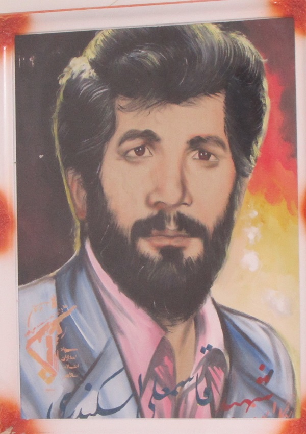 شهدا مایه افتخار ، سربلندی و سرافرازی ملت ایران هستند شهدا مایه افتخار ، سربلندی و سرافرازی ملت ایران هستند