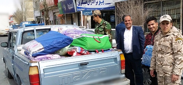 برپایی ایستگاه&zwnj;های جمع&zwnj;آوری کمک&zwnj;های مردمی برای سیل&zwnj;زدگان در شازند+تصاویر