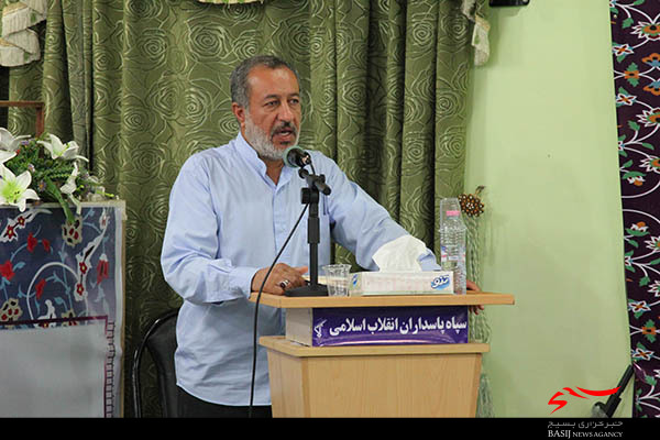 تجلیل از اساتید و مرتلین هشتمین دوره از ترتیل خوانی نوای ملکوت در بوشهر