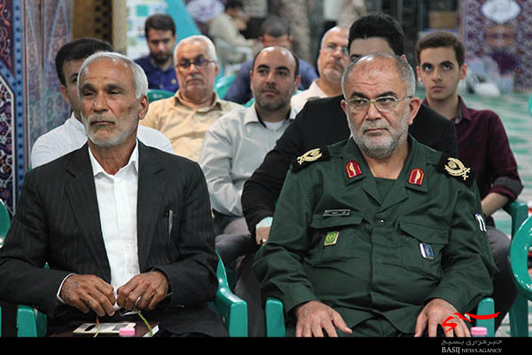 تجلیل از اساتید و مرتلین هشتمین دوره از ترتیل خوانی نوای ملکوت در بوشهر