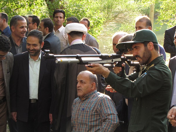 جانبازان و ایثارگران افتخار کشور هستند جانبازان و ایثارگران افتخار کشور هستند