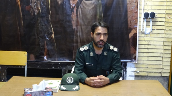 با ولایت مداری توطئه اقتصادی دشمن را نابود خواهیم کرد با ولایت مداری توطئه اقتصادی دشمن را نابود خواهیم کرد
