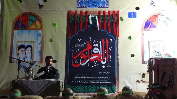 مراسم شبی با شهدا همزمان با سالروز شهادت امام محمد باقر (ع) در مهاجران برگزار شد.