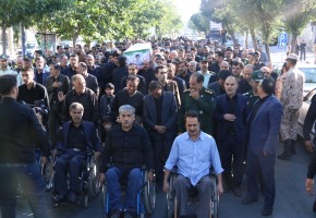تشییع پیکر جانباز شهید سید رسول هاشمی در شهرکرد