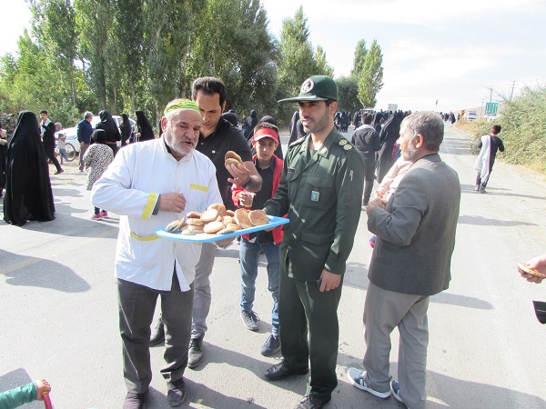 برگزاری مراسم پیاده روی جاماندگان اربعیین حسینی در شهرستان شازند