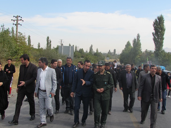 برگزاری مراسم پیاده روی جاماندگان اربعیین حسینی در شهرستان شازند