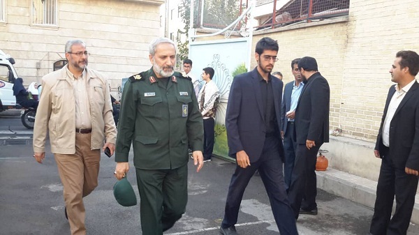 زنگ مقاومت در مدرسه به صدا درآمد