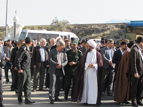 مراسم پرشور ۱۳ آبان در شهرستان شازند برگزار شد