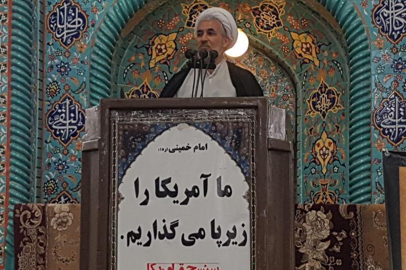 ضرورت وحدت حوزه و دانشگاه در حل مشکلات/اقتصاد و استقلال کشور در گرو علوم