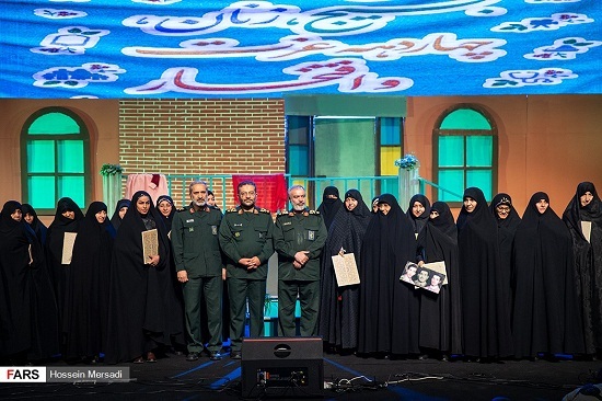 اجتماع ۴ هزار نفری دختران بسیجی