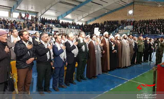 دشمنان به واسطه بصیرت و شعور سیاسی ملت ایران کاری از پیش نبردند
