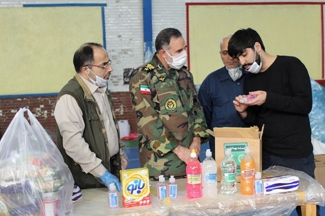 فرمانده نیروی زمینی ارتش از محل تولید مواد ضدعفونی &zwnj;کننده بازدید کرد