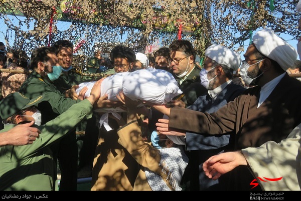 تشییع پیکر مطهر ۲ شهید گمنام در دامغان/ روستای ورکیان خانه جدید شهیدان تشییع پیکر مطهر ۲ شهید گمنام در دامغان/ روستای ورکیان خانه جدید شهیدان