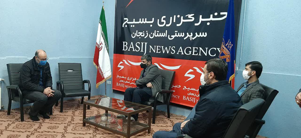 حضور رئیس سازمان بسیج رسانه کشور در دفترخبرگزاری بسیج زنجان حضور رئیس سازمان بسیج رسانه کشور در دفترخبرگزاری بسیج زنجان
