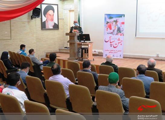 مدافعان سلامت استان بوشهر تجلیل شدند/ مدافعان سلامت تولید کننده قدرت درمانی برای کشور هستند