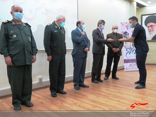 مدافعان سلامت استان بوشهر تجلیل شدند/ مدافعان سلامت تولید کننده قدرت درمانی برای کشور هستند