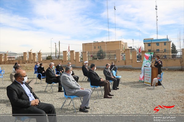 کلنگزنی یادمان شهدای گمنام دانشگاه آزاد اسلامی هشتگرد کلنگزنی یادمان شهدای گمنام دانشگاه آزاد اسلامی هشتگرد