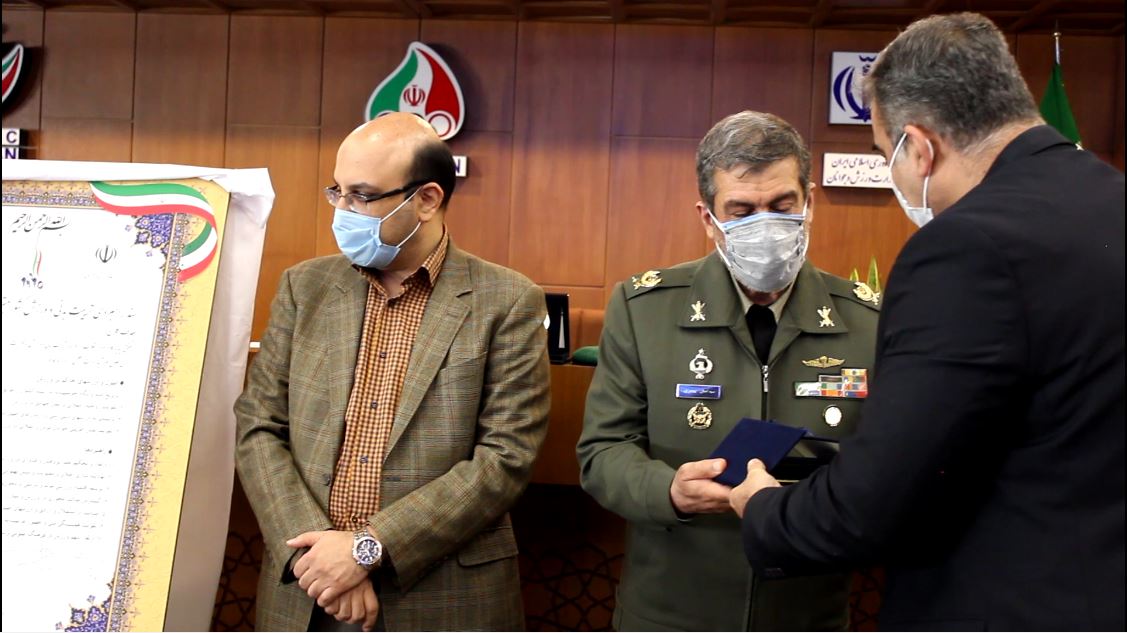 آیین رونمایی از سند راهبردی تربیت بدنی و ورزش مبتنی بر بیانیه دوم انقلاب آیین رونمایی از سند راهبردی تربیت بدنی و ورزش مبتنی بر بیانیه دوم انقلاب