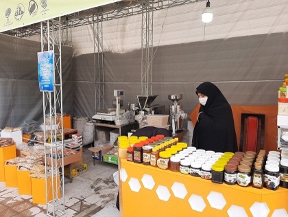 مراسم افتتاحیه غرفه اشتغالزایی در ناحیه حضرت ولیعصر (عج) برگزار شد