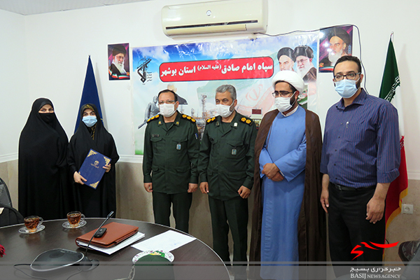 دانش آموز دشتستانی برگزیده جشنواره ره آورد سرزمین نور شد دانش آموز دشتستانی برگزیده جشنواره ره آورد سرزمین نور شد
