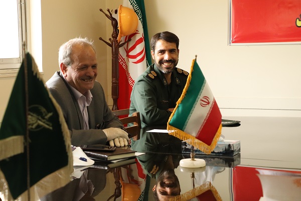 قدردانی ازخدمات جهادی بسیجیان پایگاه شهید تندگویان پتروشیمی قدردانی ازخدمات جهادی بسیجیان پایگاه شهید تندگویان پتروشیمی
