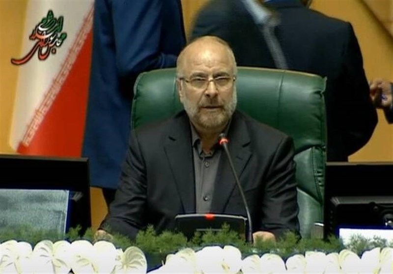 بر سر آرمانهای اصلیِ انقلاب، هیچ مسامحه ای را نمی پذیریم بر سر آرمانهای اصلیِ انقلاب، هیچ مسامحه ای را نمی پذیریم