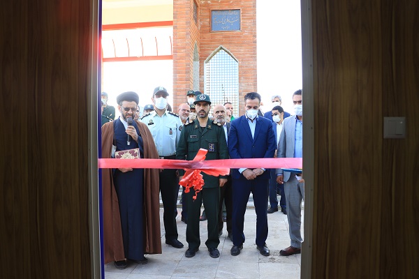 دیری نخواهد پایید که امت اسلامی،به فضل الهی، فتح قدس را مانند فتح خرمشهر جشن بگیرند... دیری نخواهد پایید که امت اسلامی،به فضل الهی، فتح قدس را مانند فتح خرمشهر جشن بگیرند...