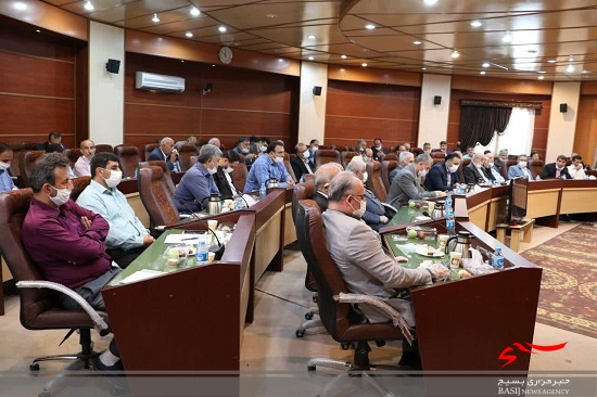 تلاطم بازار از بی تدبیری برخی مسئولین است / بازاریان برای ارزانی و اعتدال در بازار همت جهادی داشته باشند