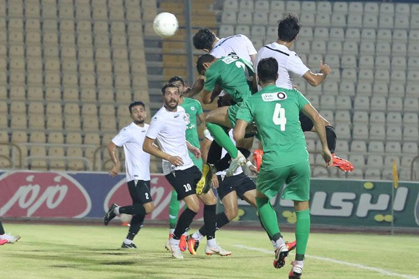 برد پر گل ذوبآهن مقابل شاهین برد پر گل ذوبآهن مقابل شاهین
