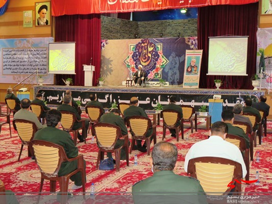 جشن عید سعید غدیرخم در سپاه بوشهر برگزار شد جشن عید سعید غدیرخم در سپاه بوشهر برگزار شد