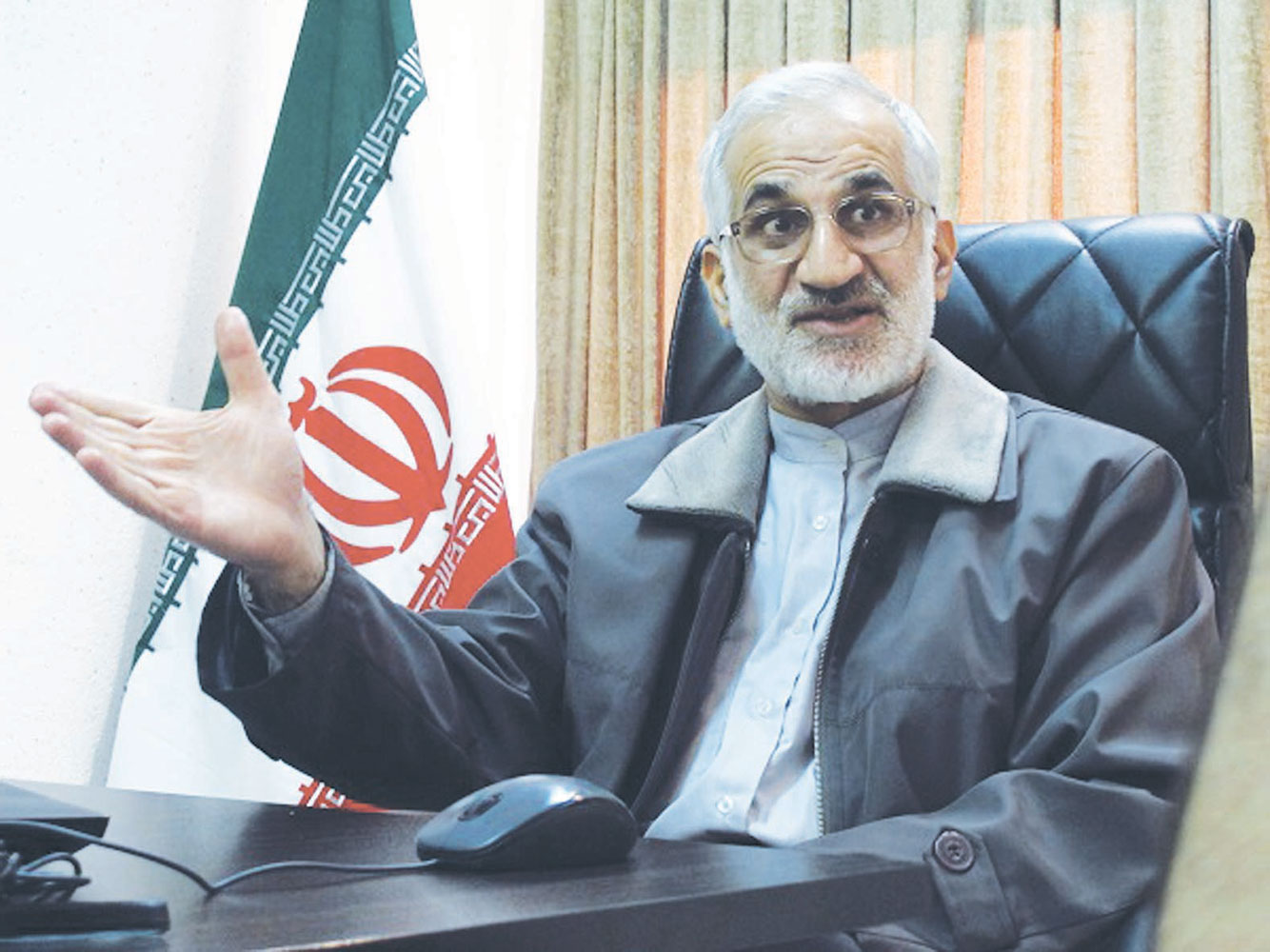 دولت اقتصاد را رها کرده است دولت اقتصاد را رها کرده است