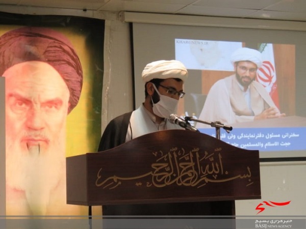 امر به معروف و نهی از منکر به معنای احساس مسئولیت نسبت همدیگر می باشد امر به معروف و نهی از منکر به معنای احساس مسئولیت نسبت همدیگر می باشد