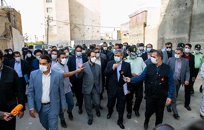 بازدید سردار یزدی و رئیس پلیس از محله شوش