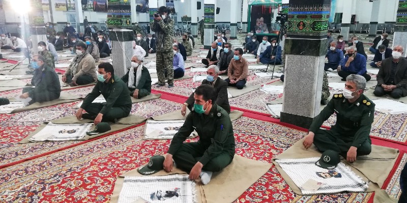 همایش بزرگ رزمندگان اسلام آیسک به صورت بخشی وبا شرکت 400تن از رزمندگان دفاع مقدس در چهارمین روز هفته دفاع مقدس وچهلمین سالگرد دفاع مقدس در حسینیه شهدای آیسک برگزار شد. همایش بزرگ رزمندگان اسلام آیسک به صورت بخشی وبا شرکت 400تن از رزمندگان دفاع مقدس در چهارمین روز هفته دفاع مقدس وچهلمین سالگرد دفاع مقدس در حسینیه شهدای آیسک برگزار شد.