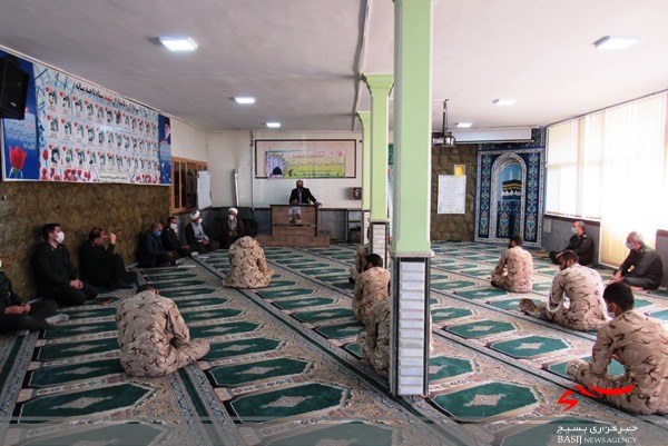پیامبر(ص) برای تکمیل فضایل اخلاقی مبعوث شده بود پیامبر(ص) برای تکمیل فضایل اخلاقی مبعوث شده بود