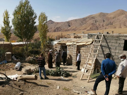 عَلم وحدت را با همدلیِ جهادی وخدمت برافراشته نگه می داریم عَلم وحدت را با همدلیِ جهادی وخدمت برافراشته نگه می داریم