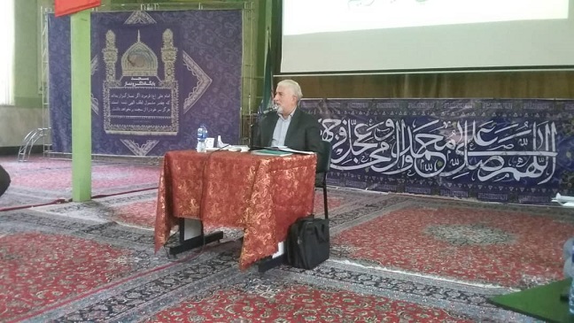 برگزاری نشست سیاسی با حضور مشاور شهید سلیمانی در شرکت مارگارین برگزاری نشست سیاسی با حضور مشاور شهید سلیمانی در شرکت مارگارین