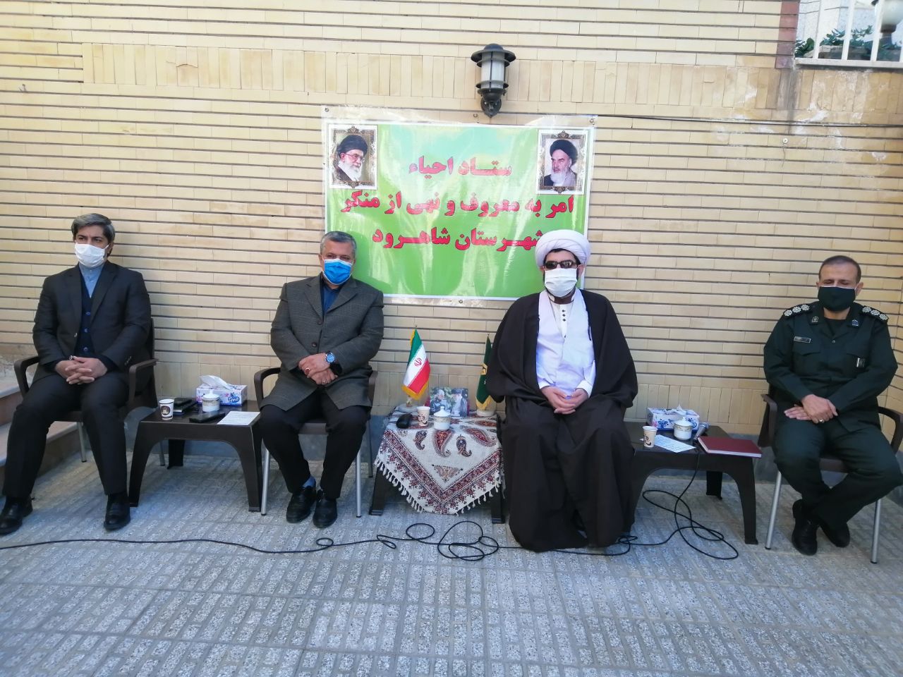 کشف انبار احتکار مواد غذایی و ۱۵ تن روغن در شاهرود کشف انبار احتکار مواد غذایی و ۱۵ تن روغن در شاهرود