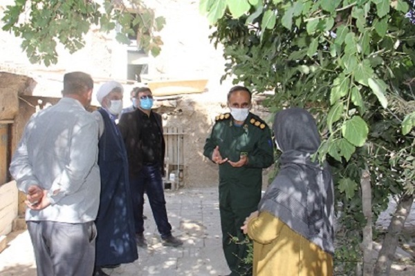 سرکشی از منازل محروم در شمال غرب شیراز سرکشی از منازل محروم در شمال غرب شیراز