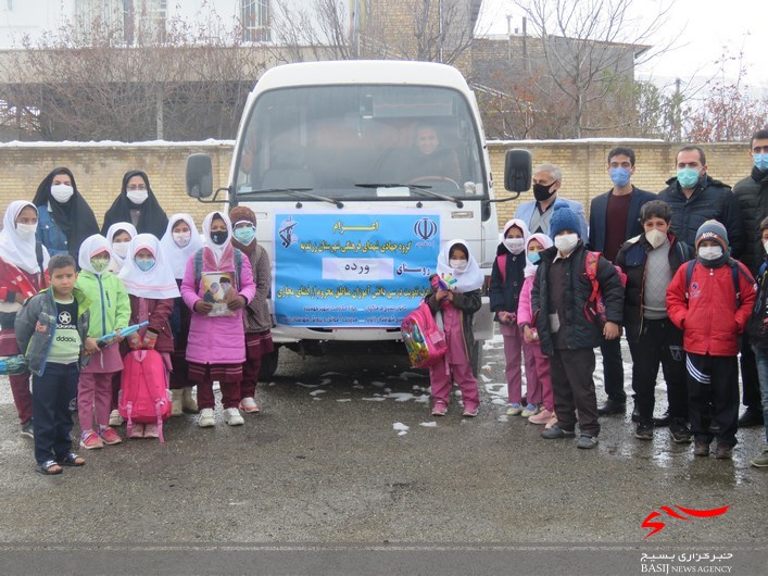 اعزام گروه جهادی شهدای فرهنگی شهرستان زرندیه به مناطق محروم بخش خرقان