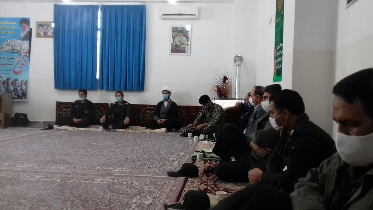 دشمن از تفکر بسیجی مردم ایران هراس دارد دشمن از تفکر بسیجی مردم ایران هراس دارد