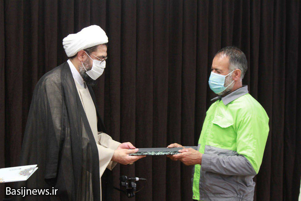 تقدیر از ۲ پاکبان همدانی تقدیر از ۲ پاکبان همدانی