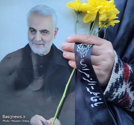 مراسم تشییع پیکر ۱۵۰ شهید گمنام از دانشگاه تهران