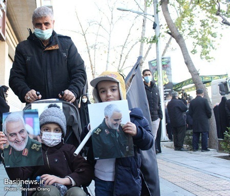 مراسم تشییع پیکر ۱۵۰ شهید گمنام از دانشگاه تهران