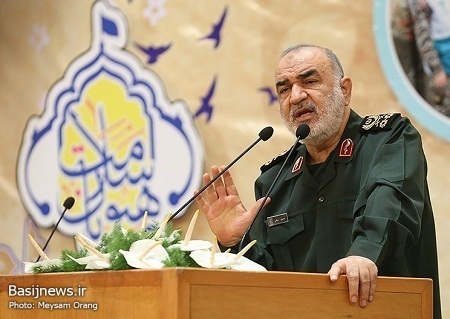 همایش تجلیل از عوامل و دست اندرکاران طرح بسیج ملی شهید حاج قاسم سلیمانی