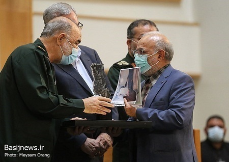 همایش تجلیل از عوامل و دست اندرکاران طرح بسیج ملی شهید حاج قاسم سلیمانی
