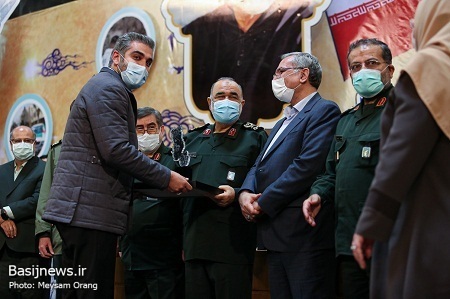 همایش تجلیل از عوامل و دست اندرکاران طرح بسیج ملی شهید حاج قاسم سلیمانی