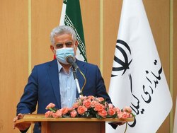 راه شهدا همواره نورانی و روشن است

 
