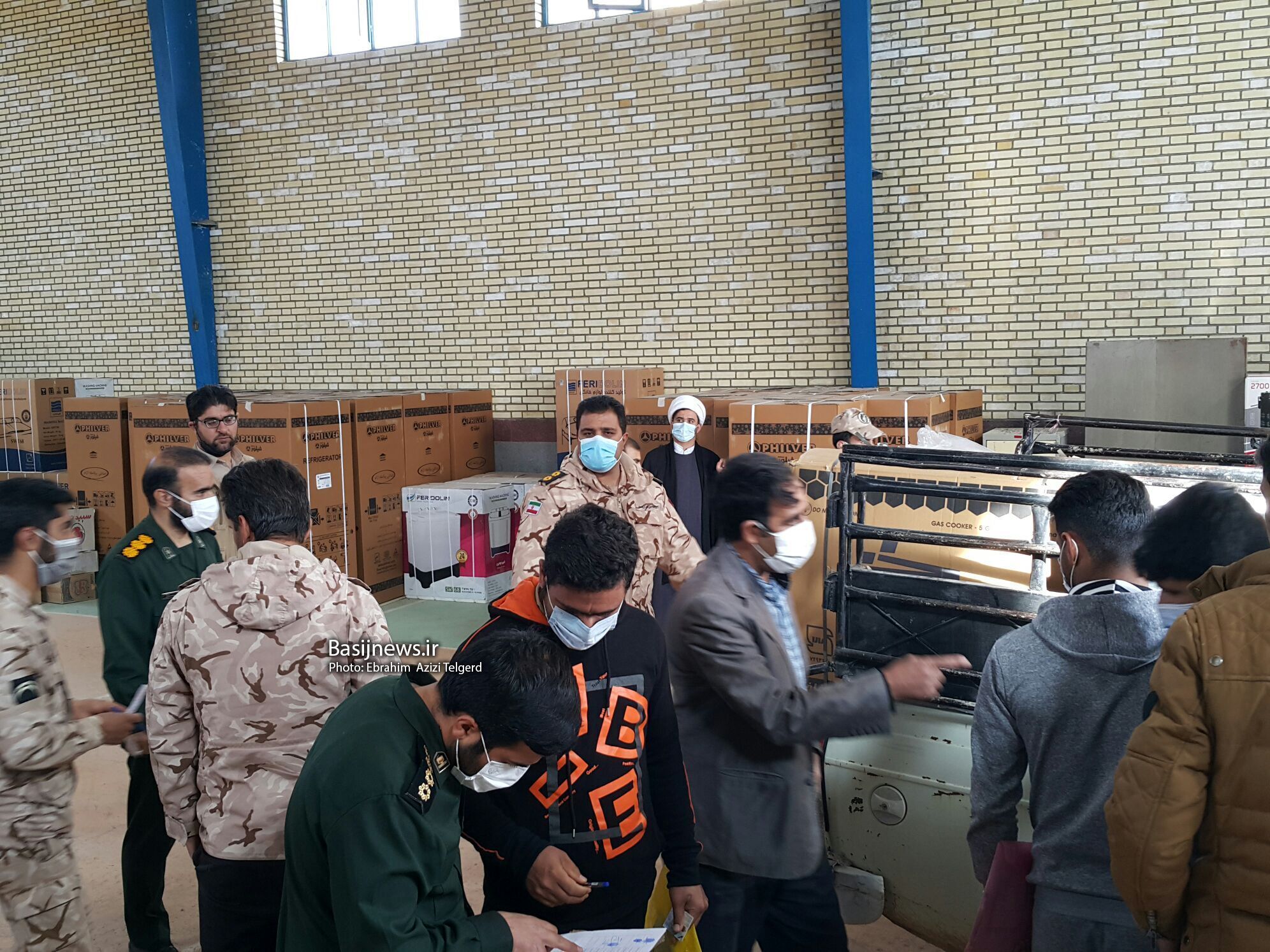 اهدای ۳۴ سری جهیزیه به زوج های جوان به همت بسیج اقشار سپاه فتح استان